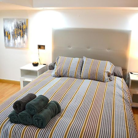 Apartamento Candalex En Málaga Eksteriør billede